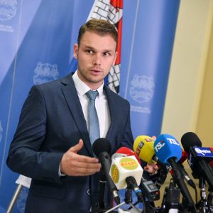 Градоначелник: Проблем здравствених радника не смије да буде политичко питање Градоначелник: Проблем здравствених радника не смије да буде политичко питање