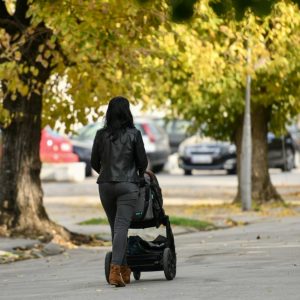 Захтјев за подршку предало 835 мајки: Прве исплате наредне седмице