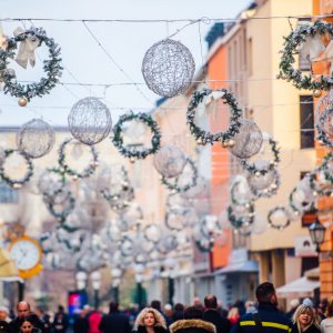 Капацитети попуњени: Бројни туристи 2022. годину дочекују у Бањој Луци Капацитети попуњени: Бројни туристи 2022. годину дочекују у Бањој Луци