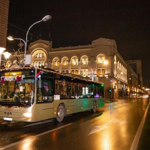 Бесплатан јавни превоз у новогодишњој ноћи Бесплатан јавни превоз у новогодишњој ноћи