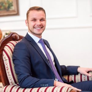 Градоначелник честитао Нову годину: Корачајмо заједно у деценију успона Градоначелник честитао Нову годину: Корачајмо заједно у деценију успона