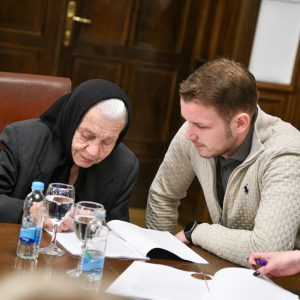 Након 18 година: Ријешен проблем са имовином за 19 породица избјеглих и расељених лица