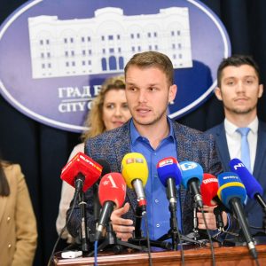 Gradonačelnik: Pametniji popušta, isplatićemo jednokratnu podršku porodiljama