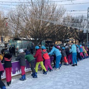 Због великог интересовања, додатна подршка за бесплатну школу клизања Због великог интересовања, додатна подршка за бесплатну школу клизања