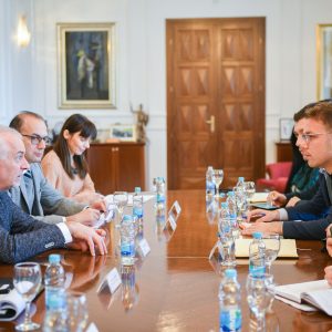 Инвеститори долазе у Бању Луку: Трају преговори о улагању у Пословну зону „Рамићи“ Инвеститори долазе у Бању Луку: Трају преговори о улагању у Пословну зону „Рамићи“