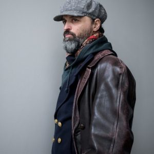 Бански двор: Промоција романа „Окретиште“ књижевника Дамира Каракаша Бански двор: Промоција романа „Окретиште“ књижевника Дамира Каракаша