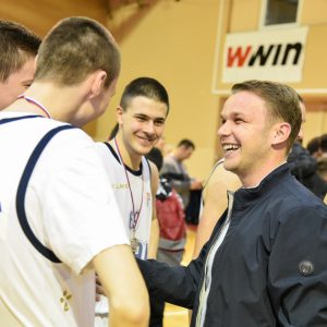 Градоначелник уручио медаље побједницима Лиге такмичења основних и средњих школа у кошарци
