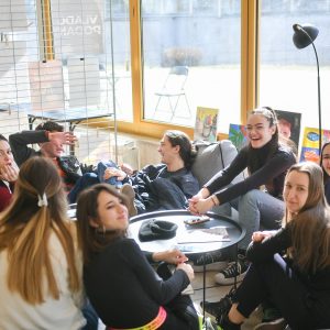 Уплаћена прва стипендија за студенте