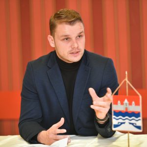 Градоначелник: 10 милиона КМ улагања у Аду, Врбању и Дебељаке Градоначелник: 10 милиона КМ улагања у Аду, Врбању и Дебељаке