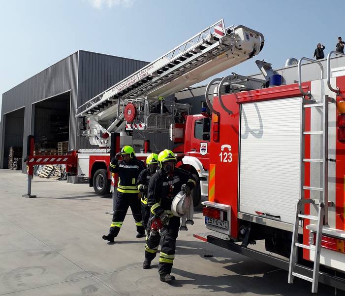  Фото архива