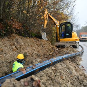 Изградња секундарног крака: Након много година вода стиже у школу и друштвени дом у Крминама Изградња секундарног крака: Након много година вода стиже у школу и друштвени дом у Крминама