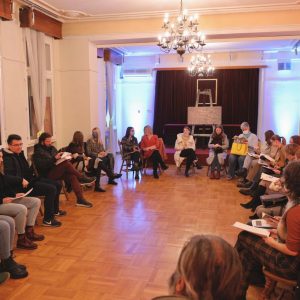 Бански двор: Поезију ће читати сви Бански двор: Поезију ће читати сви