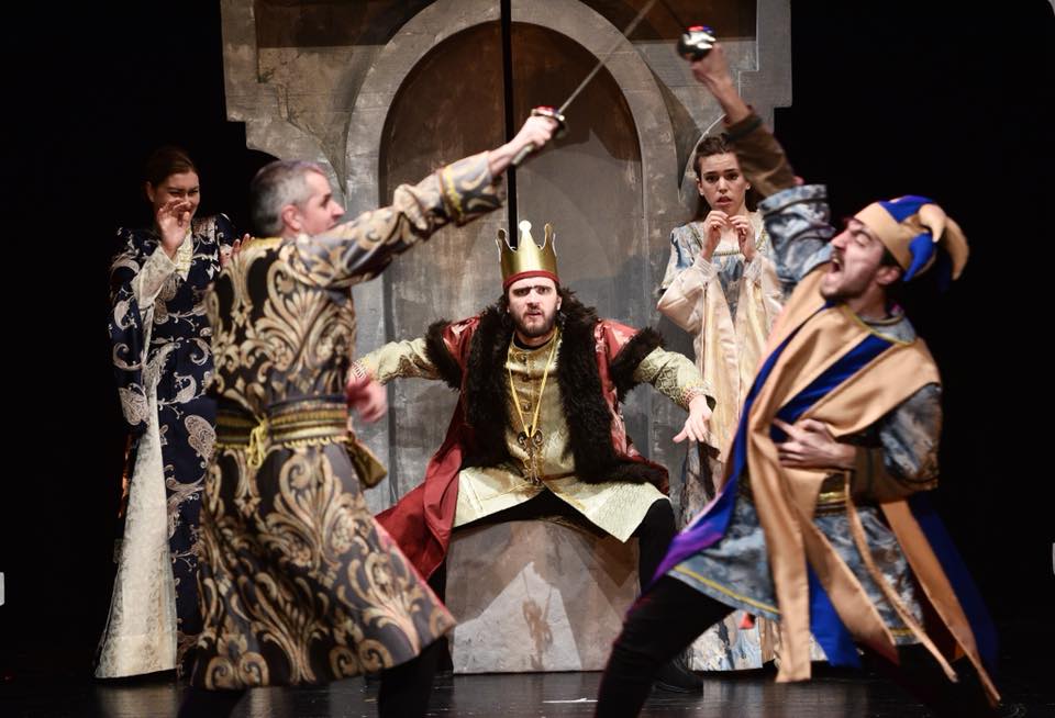  Фото архива