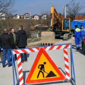 Zbog geoloških i geomehaničkih ispitivanja neophodnih za sanaciju klizišta, izmjena režima saobraćaja u Ulici Pere Drljače Zbog geoloških i geomehaničkih ispitivanja neophodnih za sanaciju klizišta, izmjena režima saobraćaja u Ulici Pere Drljače
