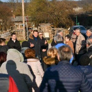 Инвестициони циклус „Вода 2“: Почело измјештање дотрајалог цјевовода на старом мосту у Трапистима