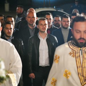 Градоначелник на поноћној литургији у Храму Христа Спаситеља