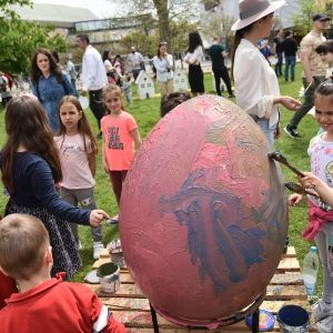 Дођите да заједно фарбамо васкршња јаја Дођите да заједно фарбамо васкршња јаја