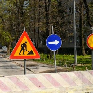 Редовно одржавање градских саобраћајница: Измјена у режиму одвијања саобраћаја у Улици цара Лазара Редовно одржавање градских саобраћајница: Измјена у режиму одвијања саобраћаја у Улици цара Лазара