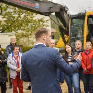 Почели радови: Мјештани Цариградске улице и Улице Мис Аделине Ирби добиће асфалт