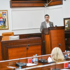 Наставак 13. сједнице: О великој инвестицији за обнову топловодне мреже, програму за предузетнике… Наставак 13. сједнице: О великој инвестицији за обнову топловодне мреже, програму за предузетнике…