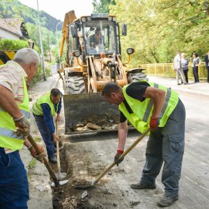 Од недјеље до недјеље: Бања Лука велико градилиште, настављено уређење града, одржан полумаратон Од недјеље до недјеље: Бања Лука велико градилиште, настављено уређење града, одржан полумаратон