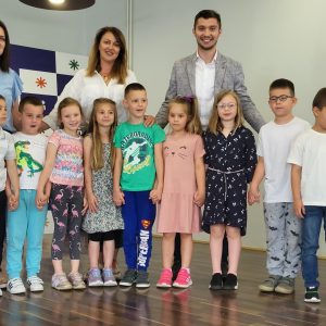 Уручене награде за најбоље ликовне и литерарне радове у оквиру акције „Чисто лице града“ Уручене награде за најбоље ликовне и литерарне радове у оквиру акције „Чисто лице града“