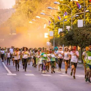 Због одржавања трке дјечијег узраста: Измјена у режиму одвијања саобраћаја Због одржавања трке дјечијег узраста: Измјена у режиму одвијања саобраћаја
