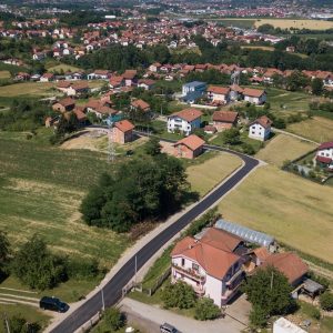 Na radost mještana: Novi asfalt na spoju ulica Mlađe Ćusića i Goluba Babića Na radost mještana: Novi asfalt na spoju ulica Mlađe Ćusića i Goluba Babića