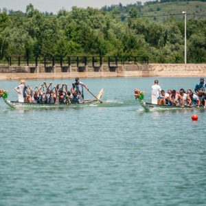 Градоначелник уручио медаље побједницима трке у змајевим чамцима Градоначелник уручио медаље побједницима трке у змајевим чамцима