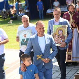 Нови пут, парохијски дом, расвјета: Градоначелник данас у мјесту Зеленци Нови пут, парохијски дом, расвјета: Градоначелник данас у мјесту Зеленци