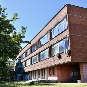Grad učestvuje sa 200.000 KM: Počelo renoviranje Gimnazije Grad učestvuje sa 200.000 KM: Počelo renoviranje Gimnazije