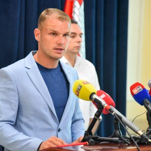 Због проблема са водоснабдијевањем: Штаб прогласио ванредну ситуацију у осам мјесних заједница