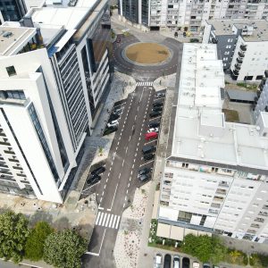 Završena saobraćajnica i kružna raskrsnica koja povezuje ulice Jovana Dučića i Prvog krajiškog korpusa