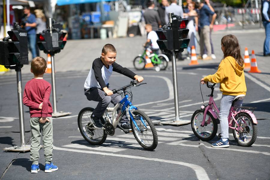  Фото архива