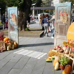 Бања Лука у јесењем руху: Отворен Јесењи фестивал цвијећа и плодова