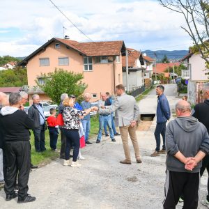 Значајан пројекат за мјештане Побрђа: У току радови на изградњи канализације Значајан пројекат за мјештане Побрђа: У току радови на изградњи канализације