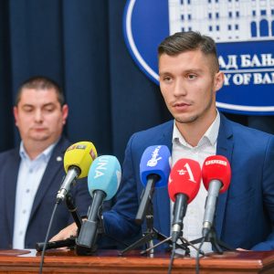 Градски менаџер о актуелним темама: Неће доћи до застоја у одвозу отпада, проблем са „Електрокрајином“ ријешен Градски менаџер о актуелним темама: Неће доћи до застоја у одвозу отпада, проблем са „Електрокрајином“ ријешен