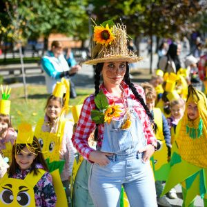 Будите дио јесење чаролије: Сутра у 11 часова отварање Јесењег фестивала цвијећа, плодова и меда Будите дио јесење чаролије: Сутра у 11 часова отварање Јесењег фестивала цвијећа, плодова и меда