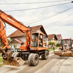 Због реконструкције: Обустава саобраћаја у дијелу Прве куљанске улице