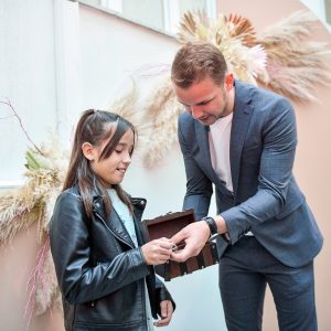 Недјеља дјетета посвећена најмлађима: „Кључеви града“ у рукама мале градоначелнице Исидоре Секулић Недјеља дјетета посвећена најмлађима: „Кључеви града“ у рукама мале градоначелнице Исидоре Секулић