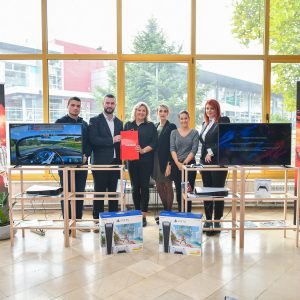 Донација компаније „Меридиан“: Нова мултимедијална опрема у Дому омладине