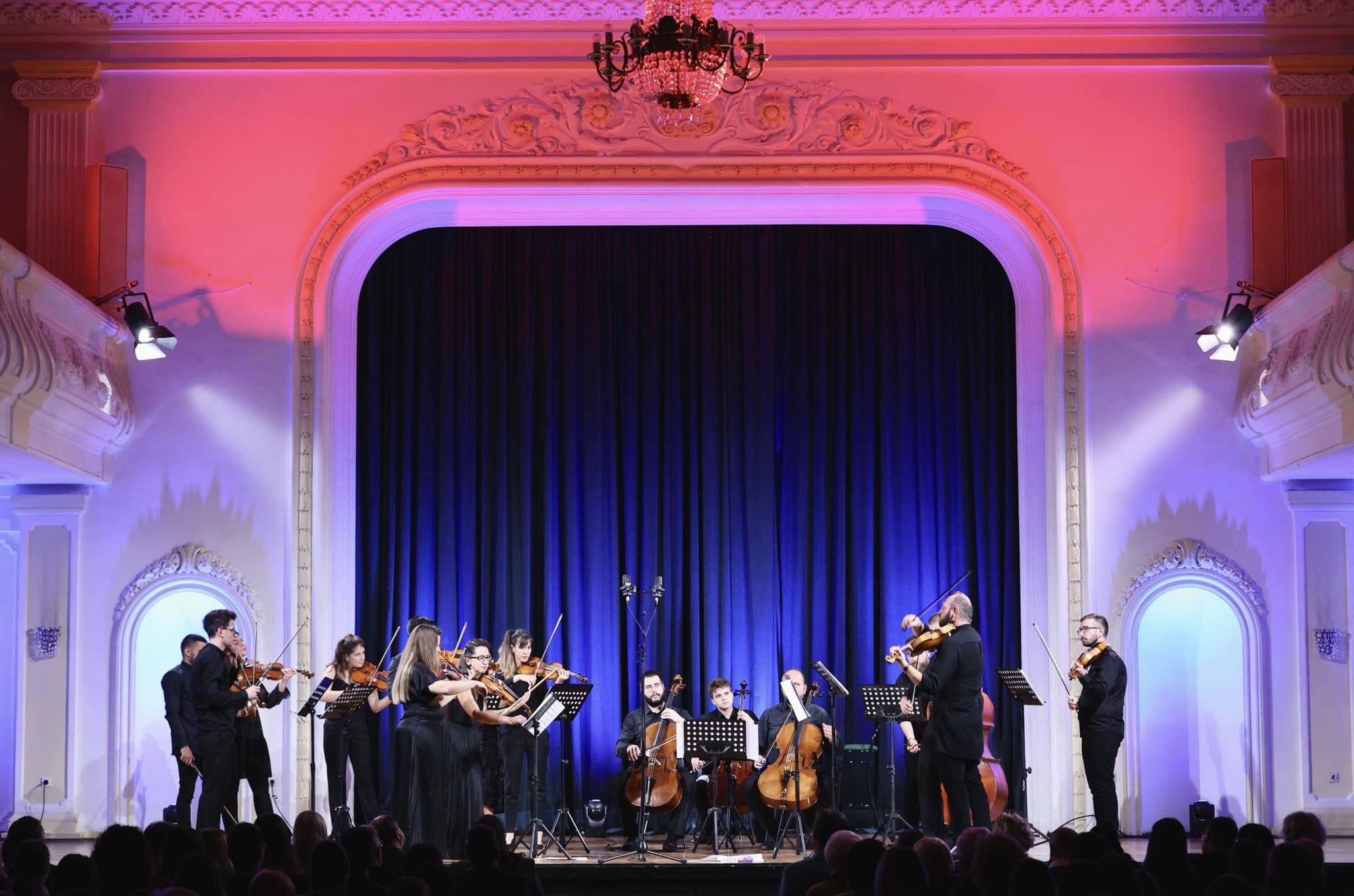  Фото: Бански двор