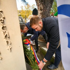 Градоначелник положио вијенац: Обиљежен 21. новембар – Дан ослобођења Бање Луке Градоначелник положио вијенац: Обиљежен 21. новембар – Дан ослобођења Бање Луке