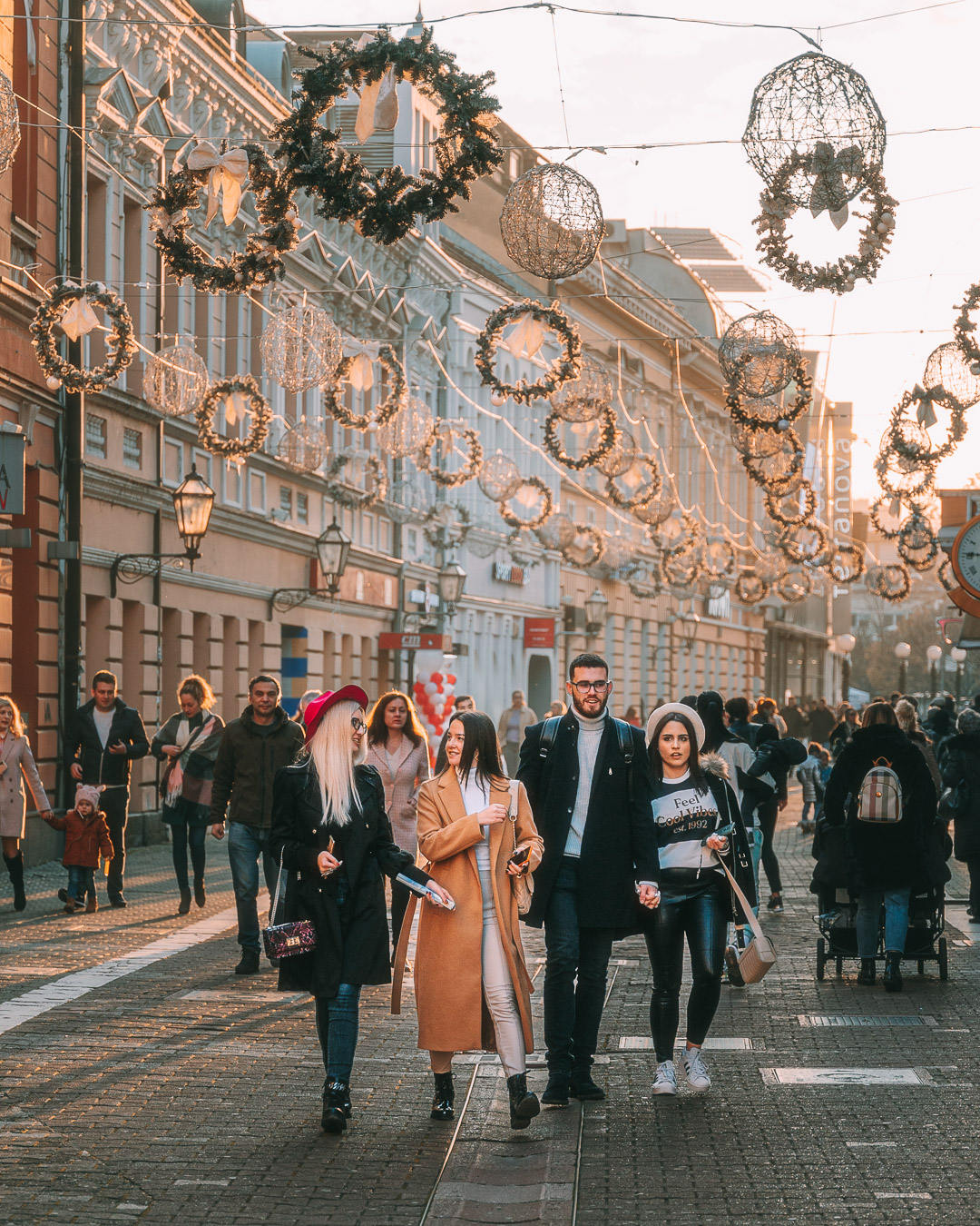  Фото архива