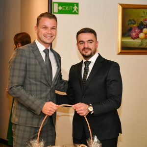 Градоначелник на Божићном пријему код потпредсједника Републике Српске Давора Прањића Градоначелник на Божићном пријему код потпредсједника Републике Српске Давора Прањића