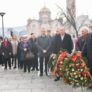Представници Града положили вијенце поводом 81. годишњице од оснивања Прве пролетерске народно-ослободилачке бригаде Представници Града положили вијенце поводом 81. годишњице од оснивања Прве пролетерске народно-ослободилачке бригаде