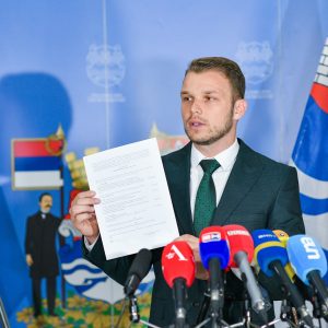 Донесена одлука, градоначелник поручио: Од почетка сам био на страни пензионере да им новац буде директно уплаћен