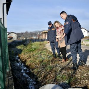 Због најављених временских неприлика: Надлежне службе у стању приправности, обављен низ превентивних активности