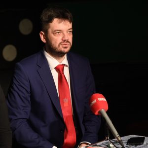 Бањалучко студентско позориште: Почиње нова 47. сезона под називом „Стотка“ Бањалучко студентско позориште: Почиње нова 47. сезона под називом „Стотка“