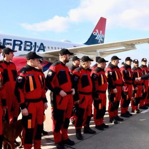 Banja Luka saosjeća sa Turskom: Spasilački tim otputovao u zemlje pogođene zemljotresom, ispratio ih i gradonačelnik Stanivuković Banja Luka saosjeća sa Turskom: Spasilački tim otputovao u zemlje pogođene zemljotresom, ispratio ih i gradonačelnik Stanivuković
